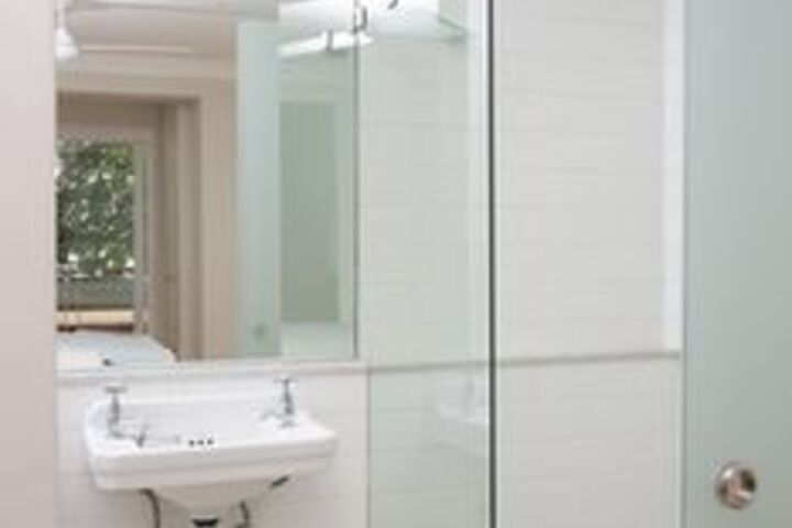 Room 2 of 21