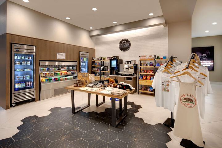 Snack bar