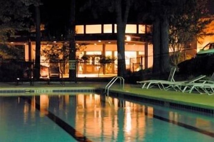 Pool 38 of 72