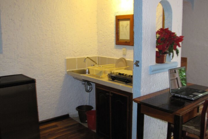 Room 7 of 85