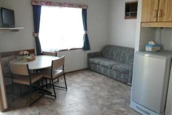 Room 12 of 15