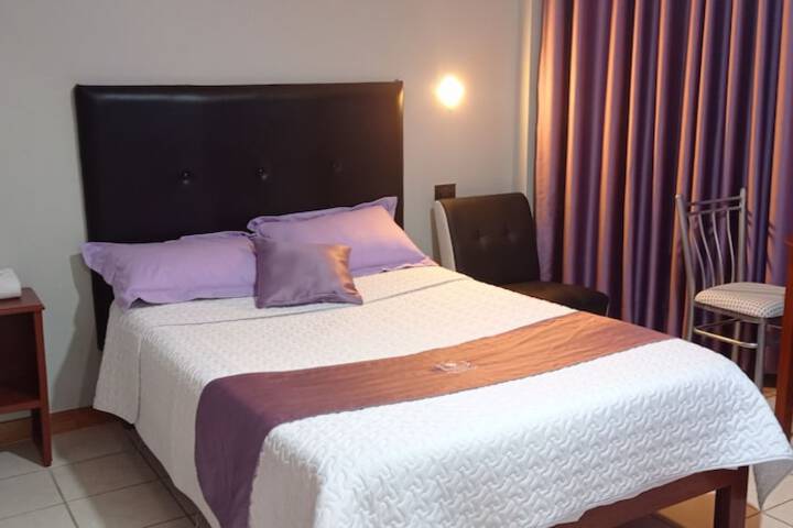 Room 9 of 38