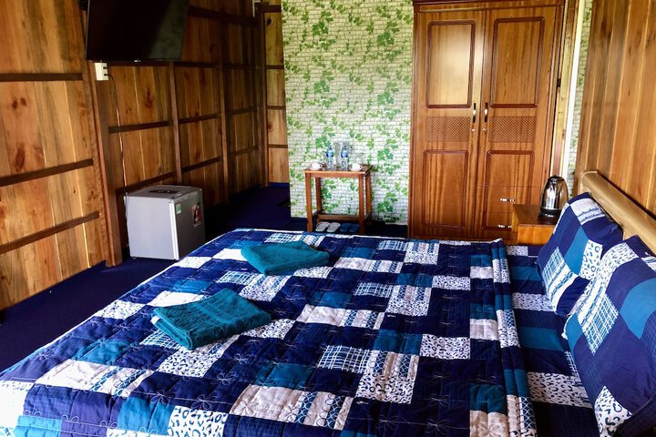Room 25 of 139