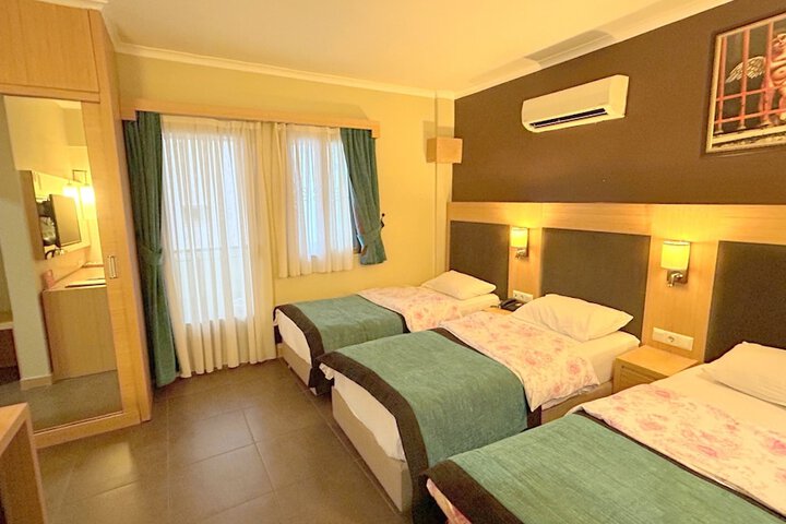 Room 49 of 110