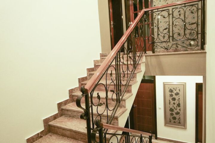 Ballroom/Hall 33 of 49