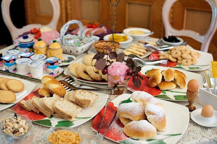 Breakfast/Coffee Service 18 of 28
