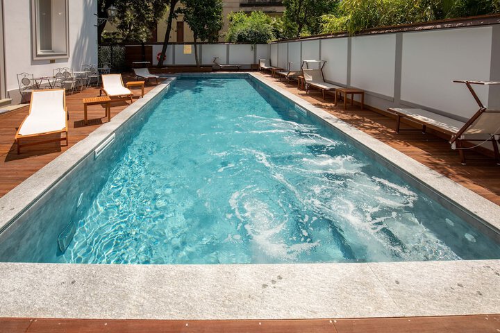 Pool 79 of 90