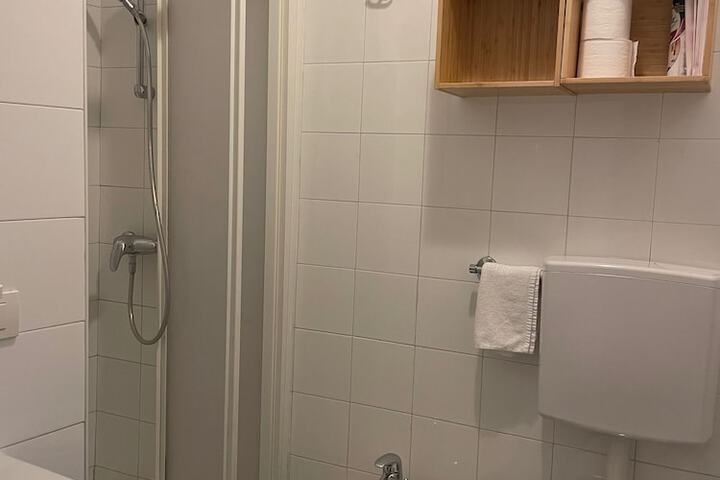 Room 26 of 49