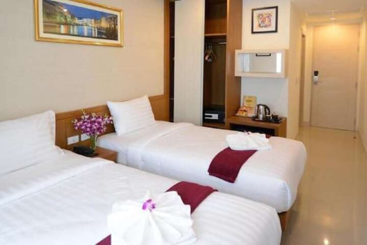 Room 4 of 26