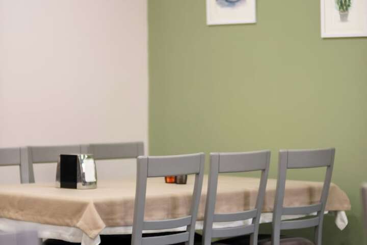 Dining 65 of 82