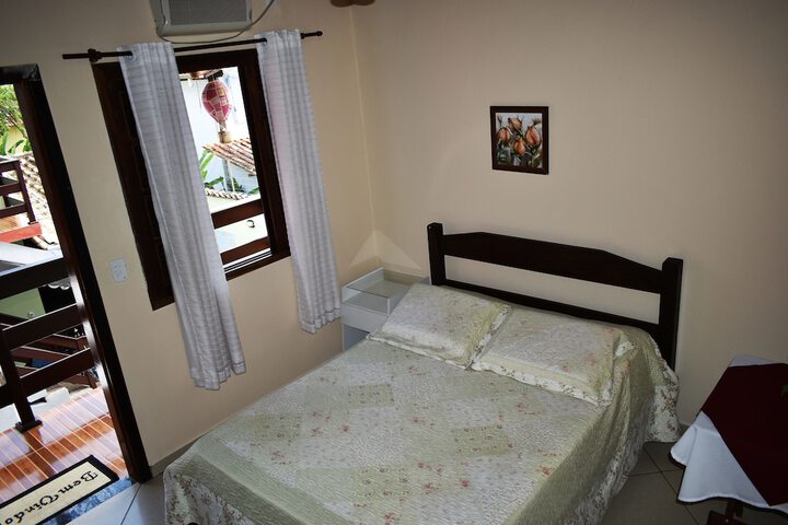 Room 9 of 39