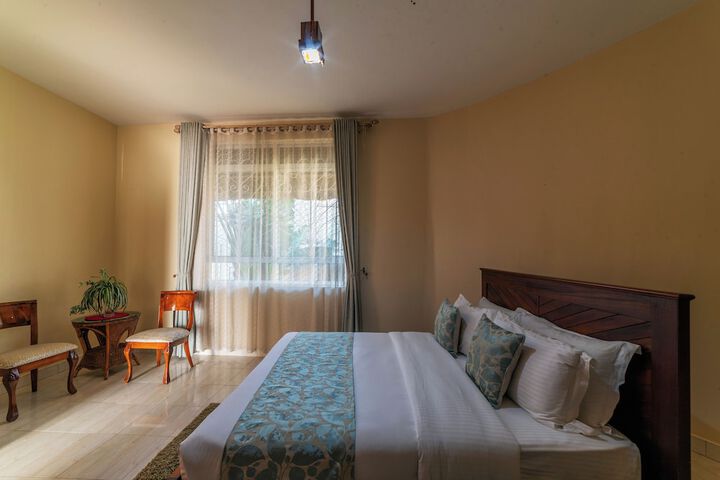 Room 48 of 112