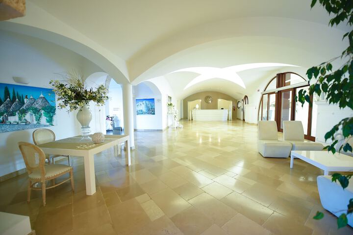 Hotel Interior 3 of 38