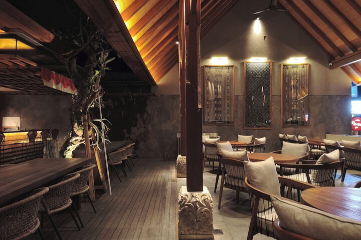 Dining Photos