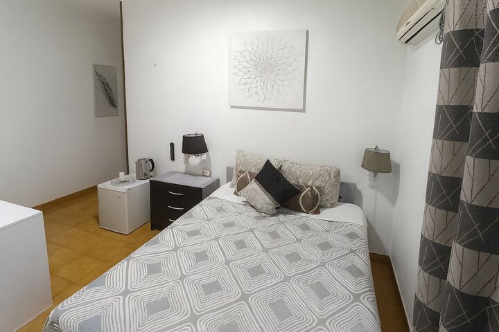 Room 11 of 112