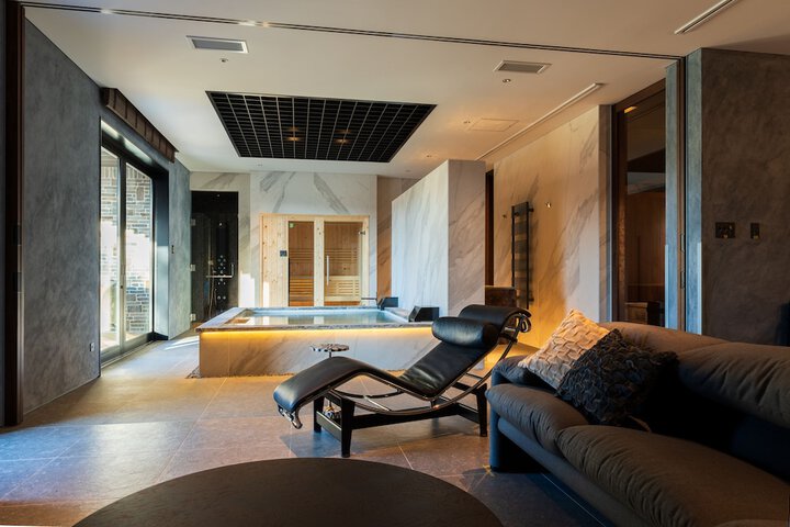 Room 4 of 71