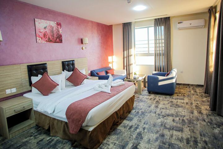 Room 14 of 25