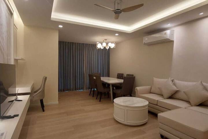 Room 34 of 61