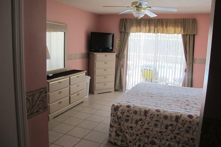 Room 9 of 44
