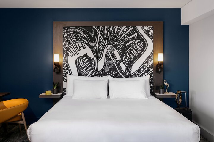Room 16 of 127