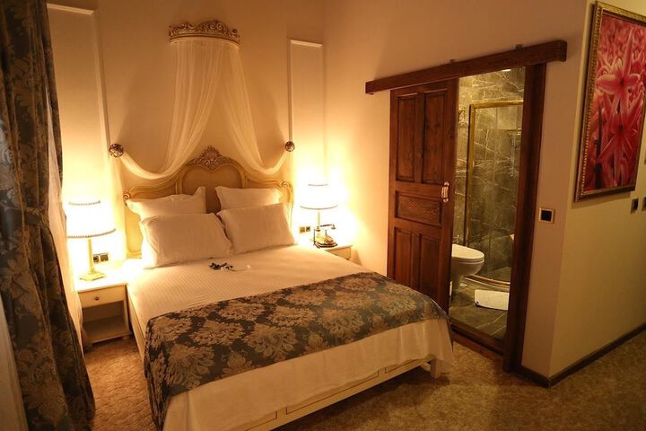 Room 13 of 56