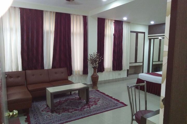 Room 16 of 70