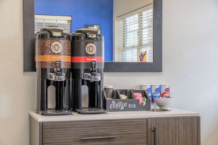 Hotel Interior 3 of 26