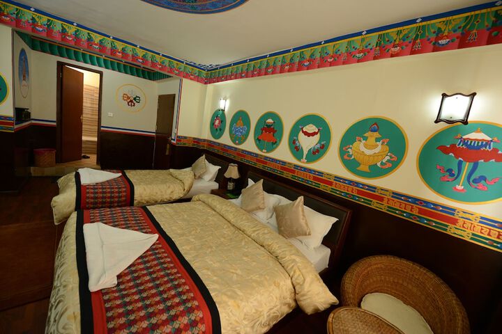 Room 8 of 79