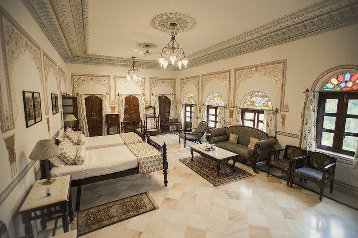 Room 7 of 70