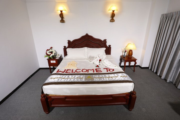 Room 15 of 63