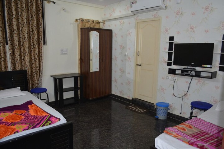 Room 7 of 22