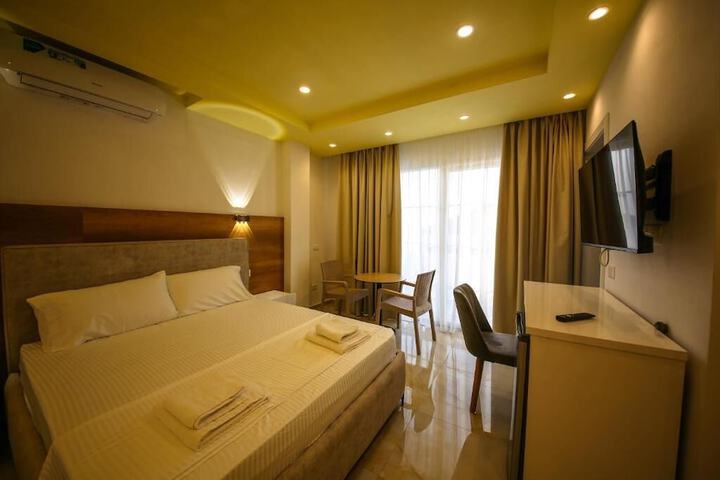 Room 18 of 70