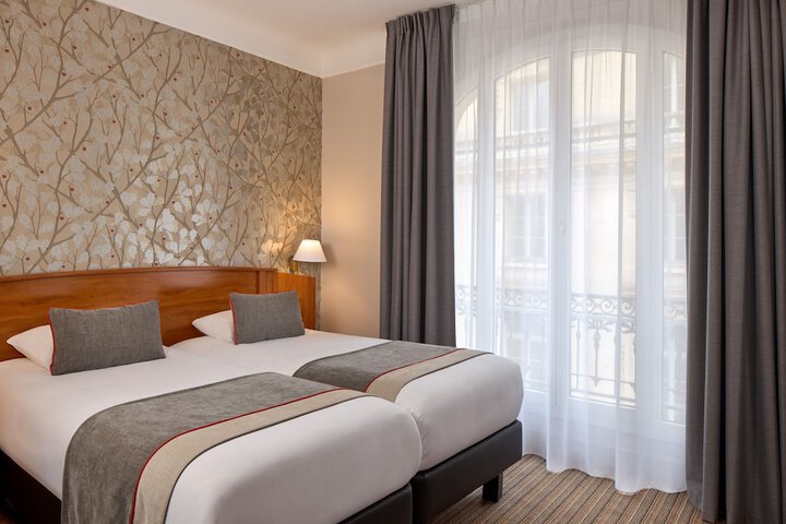 Room 20 of 34