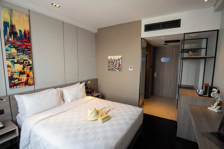 Room 7 of 39
