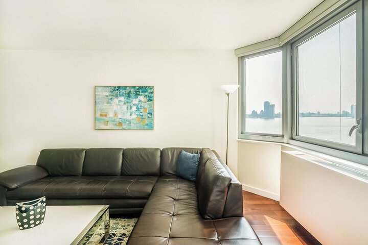 Room 75 of 108