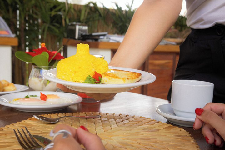 Breakfast/Coffee Service 163 of 190