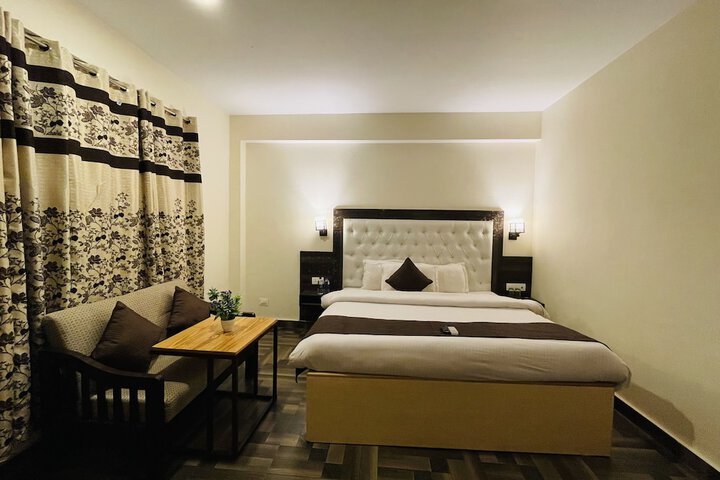 Room 28 of 59