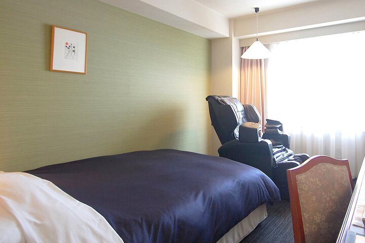 Room 14 of 51