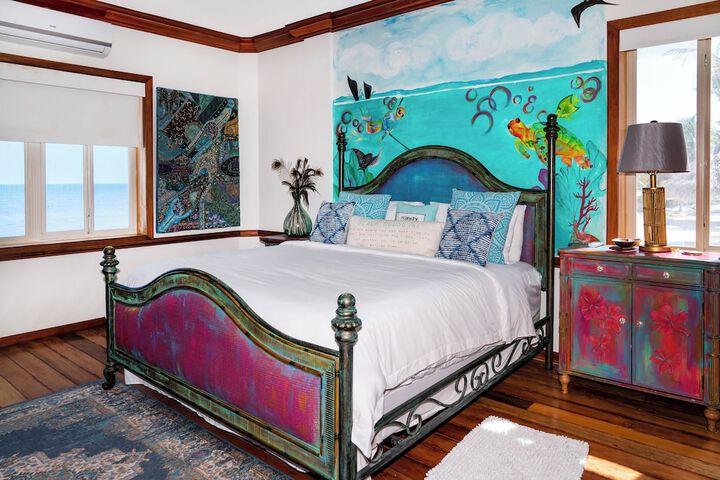 Room 48 of 927