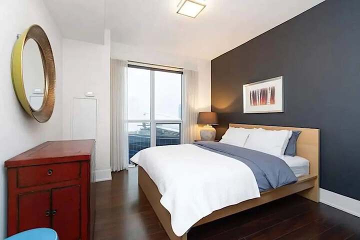 Room 13 of 78