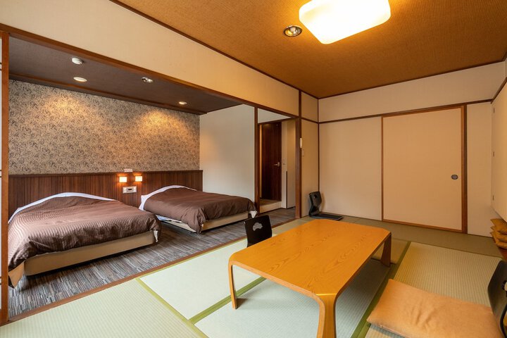 Room 8 of 46