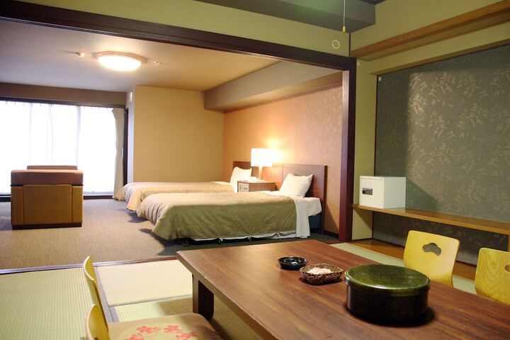 Room 6 of 59