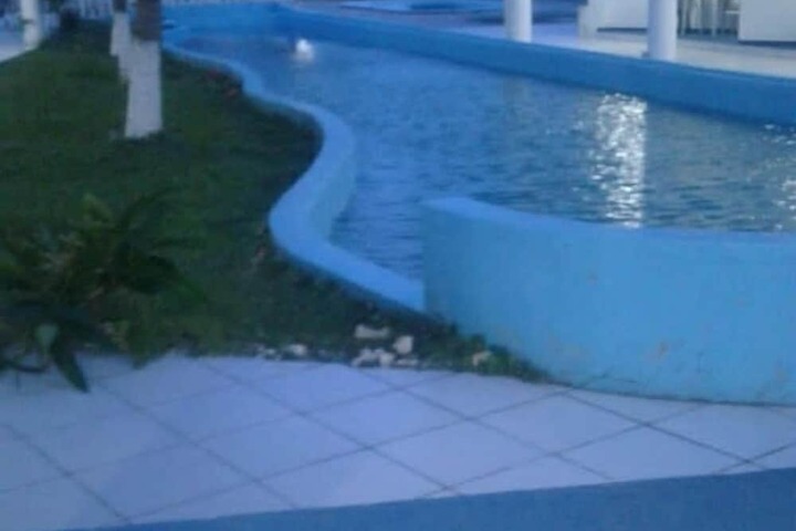 Pool 12 of 14