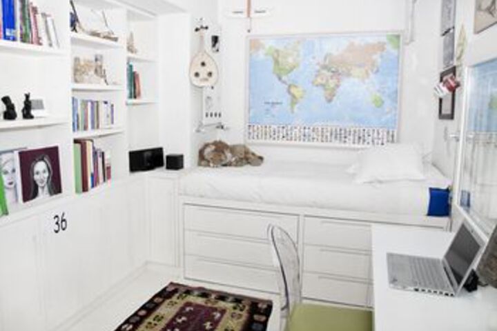 Room 6 of 20