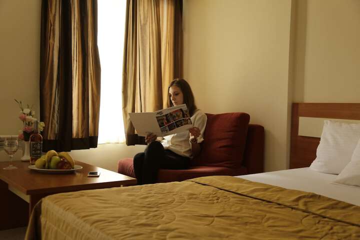 Room 4 of 24