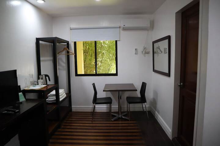 Room 29 of 161