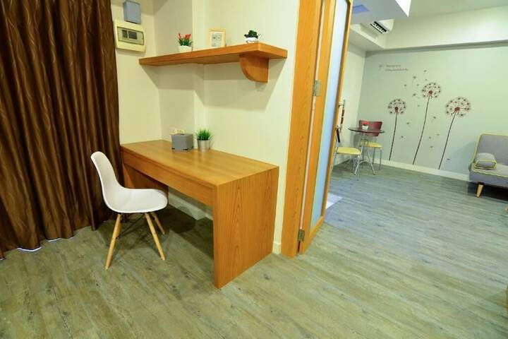 Room 15 of 30