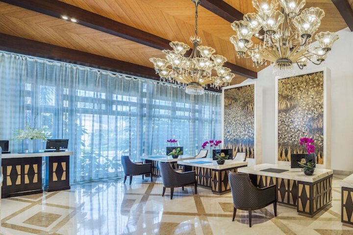 Hotel Interior 4 of 204