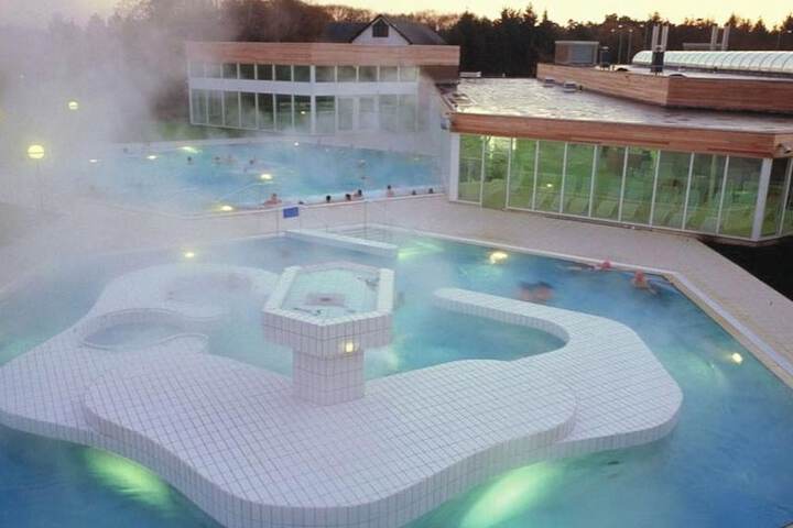 Pool 10 of 22