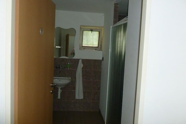 Room 3 of 3